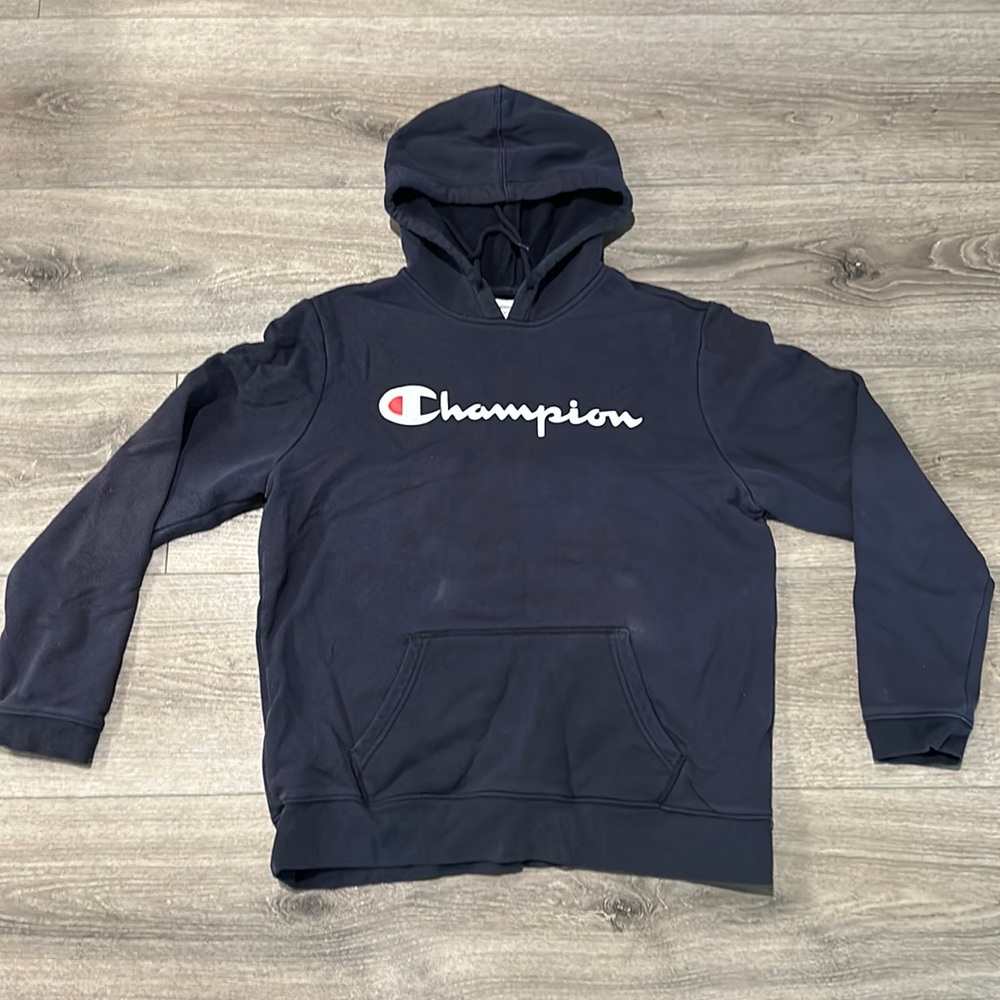 Used Navy Women’s Large Champion Pull Over Hoodie